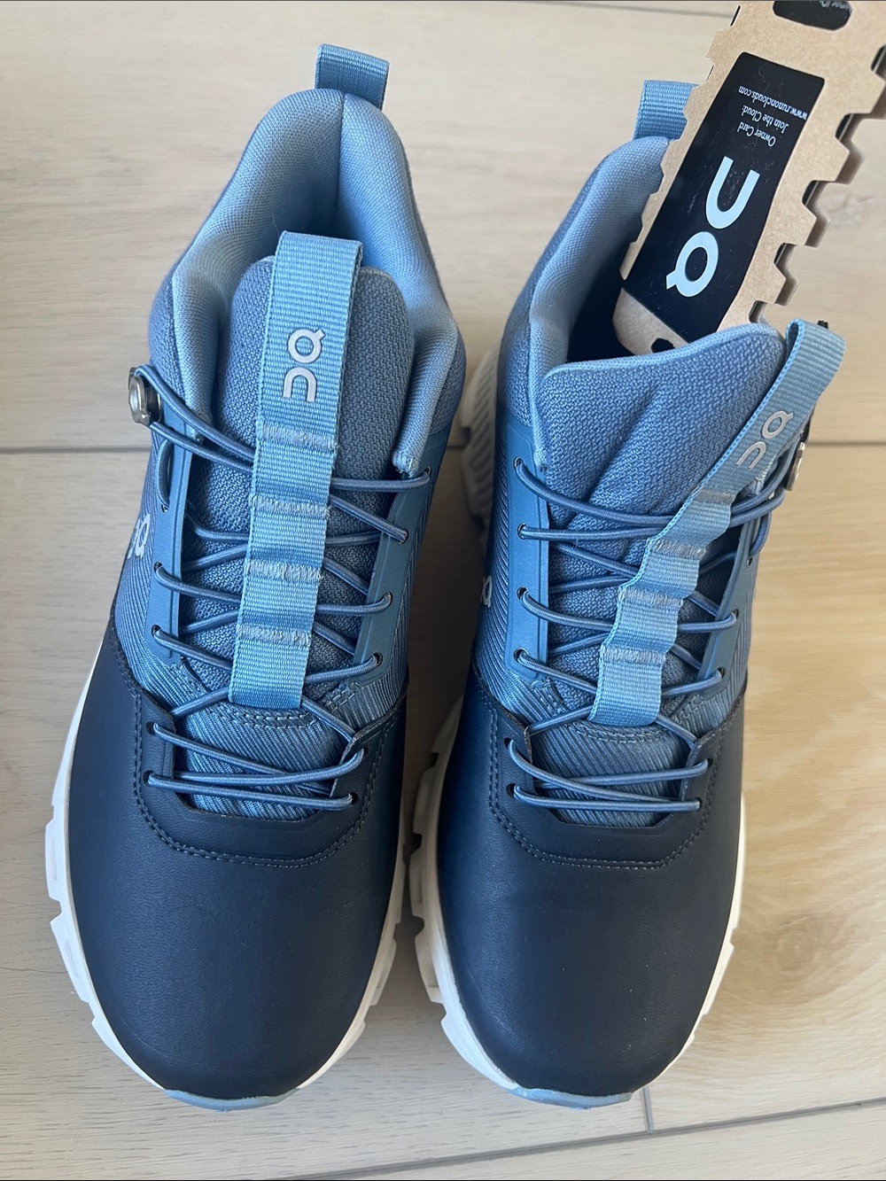 On Running Women’s Cloud Hi Waterproof Shoes in Blue and Black - Picture 2 of 4